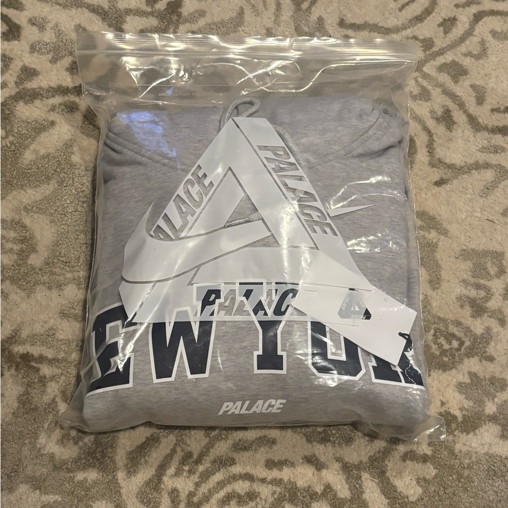 Palace x Nike Hoodie (In-store exclusive) | BRAND NEW